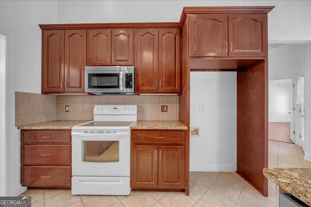 $459,000 | 353 Rum Creek Trail, Dublin, GA 31021