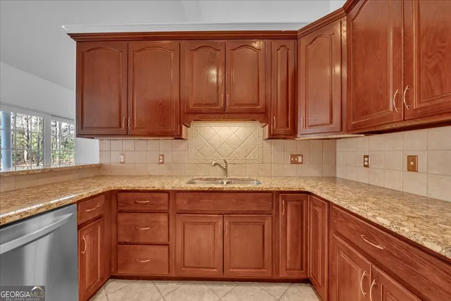 $459,000 | 353 Rum Creek Trail, Dublin, GA 31021