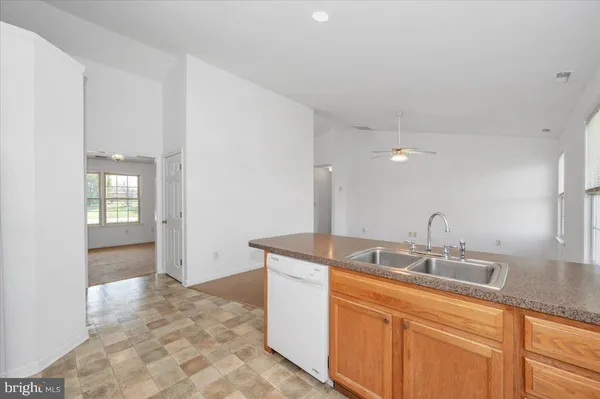 $2,300 | 8960 Albaugh Road, Unit UPPER, Union Bridge, MD 21791