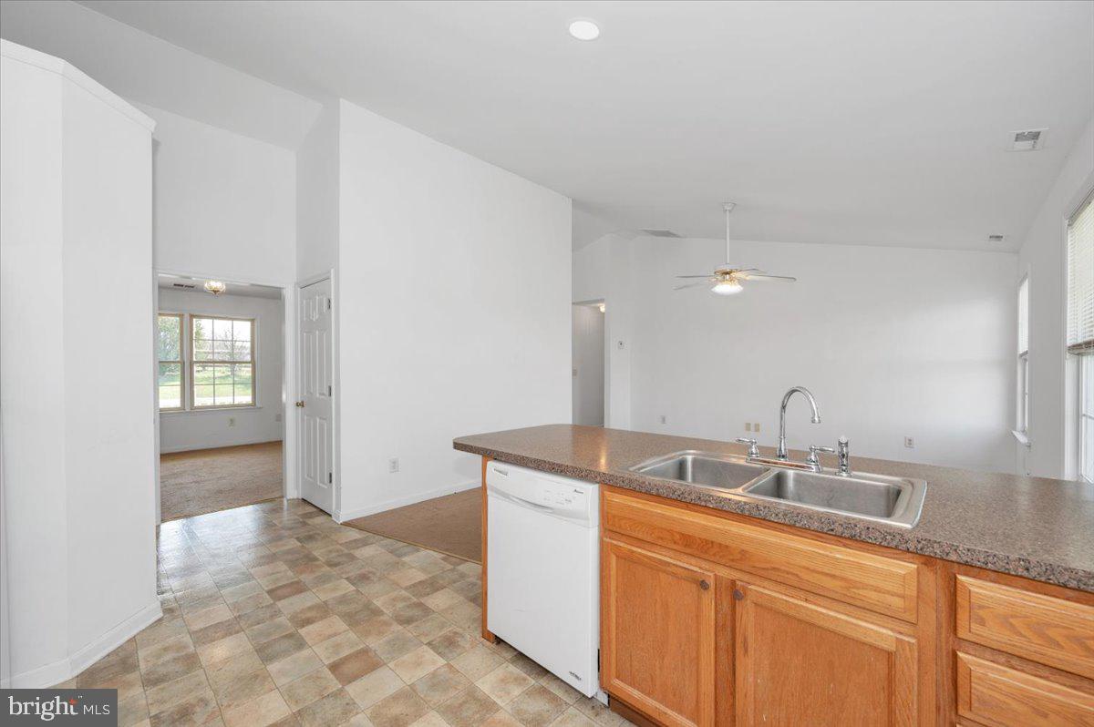 8960 Albaugh Road, Unit UPPER Union Bridge, MD 21791 - Photo 20 of 36