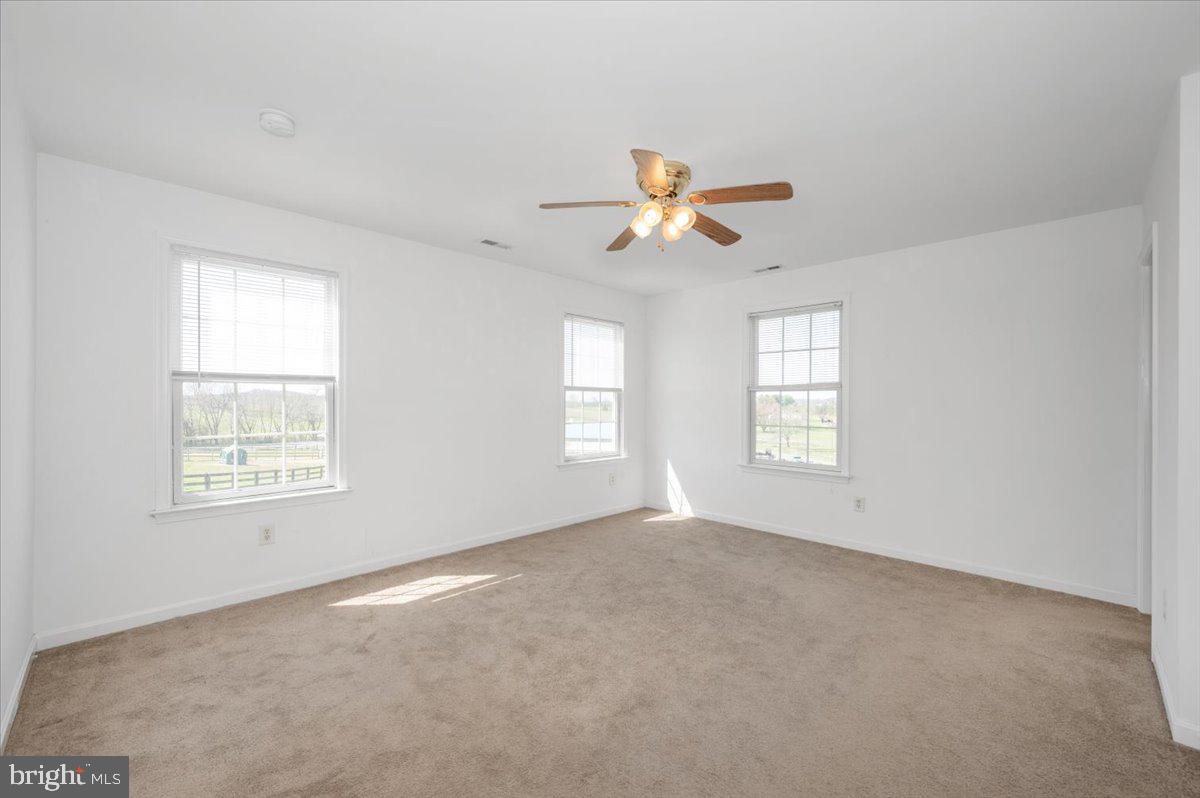 8960 Albaugh Road, Unit UPPER Union Bridge, MD 21791 - Photo 21 of 36