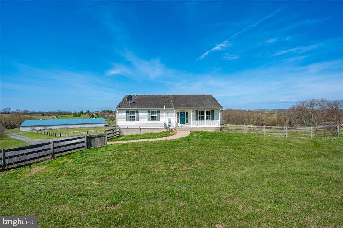 8960 Albaugh Road, Unit UPPER Union Bridge, MD 21791 - Photo 32 of 36