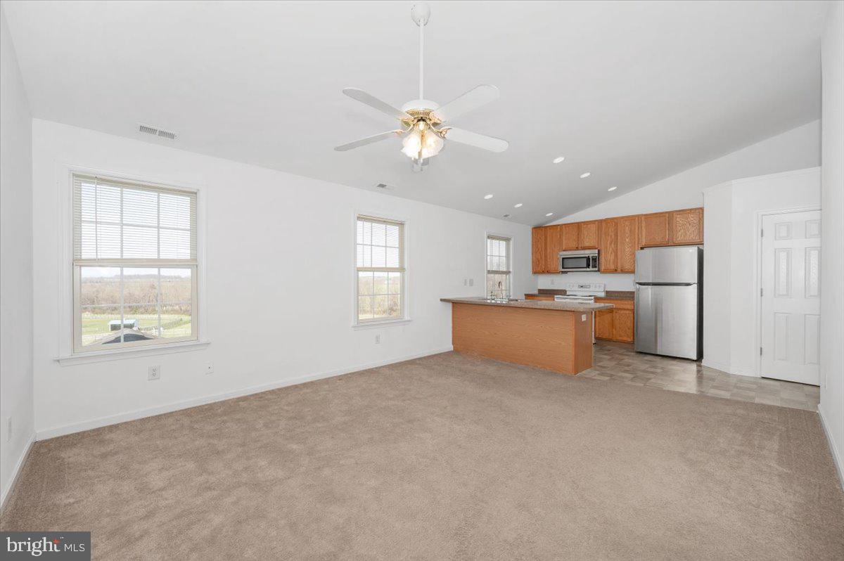 8960 Albaugh Road, Unit UPPER Union Bridge, MD 21791 - Photo 10 of 36