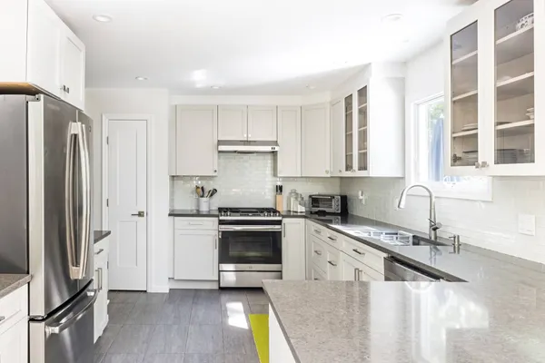 $22,000 | 77 3 Mile Harbor Drive, East Hampton, NY 11937