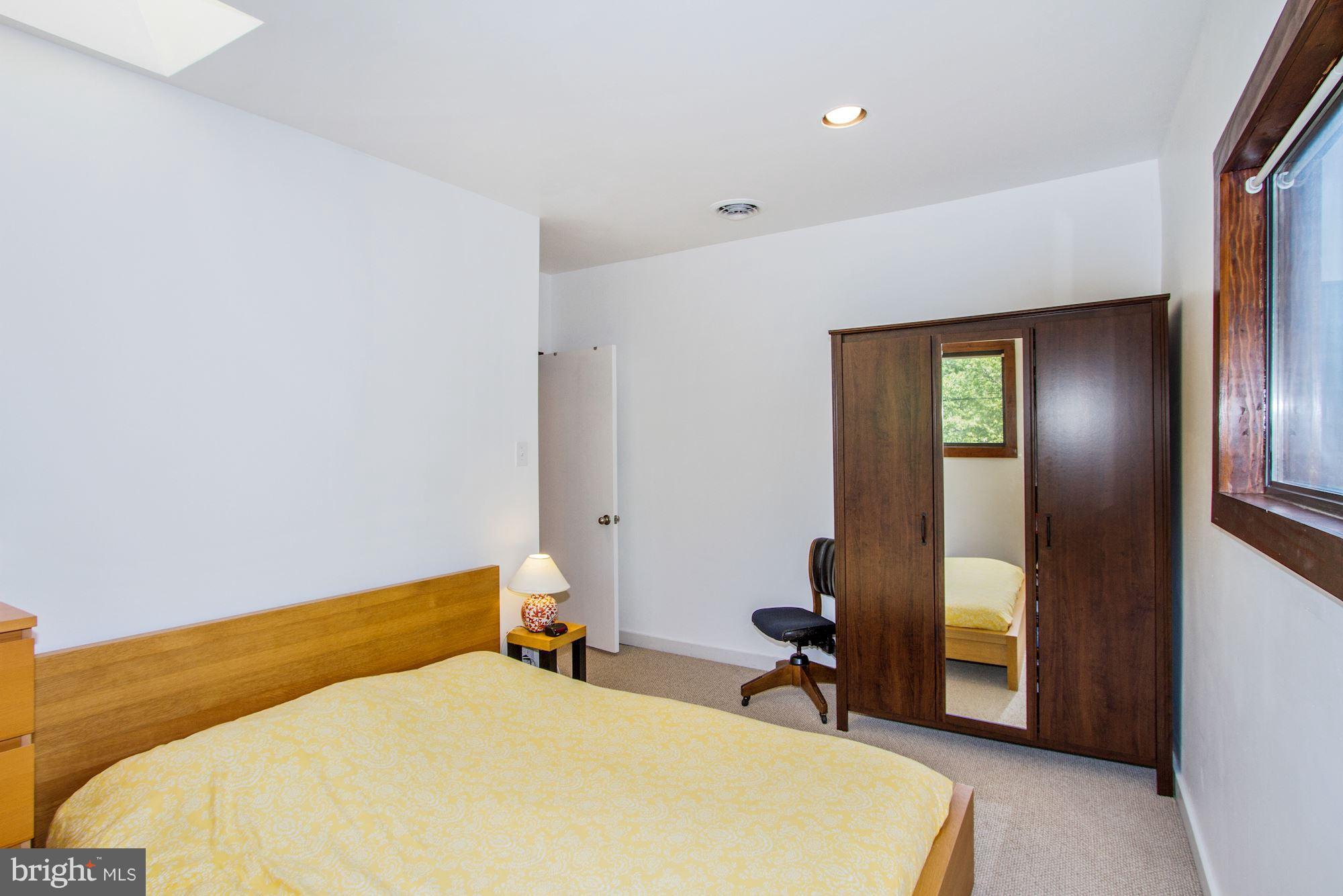 207 Skyhill Road, Unit 10 Alexandria, VA 22314 - Photo 22 of 25 Bedroom