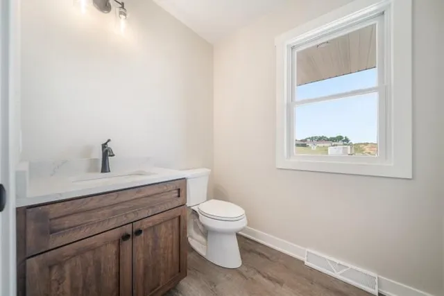 $429,900 | 2825 Stonebrook Drive, Sheboygan, WI 53081