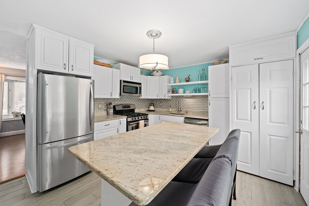 50 Jefferson Road Hanover, MA 02339 - Photo 8 of 25 Gallery Image 8