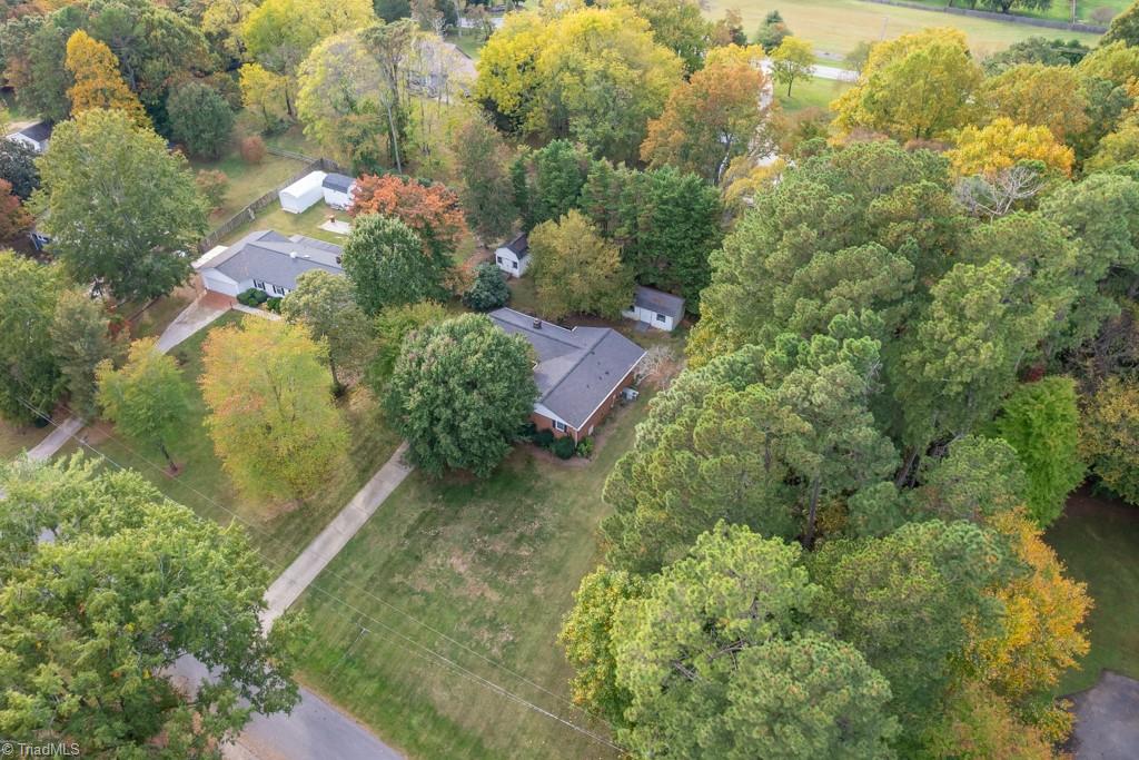 7001 Aplington Road Oak Ridge, NC 27310 - Photo 32 of 34