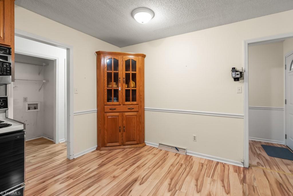 7001 Aplington Road Oak Ridge, NC 27310 - Photo 10 of 34 Eat in kitchen area