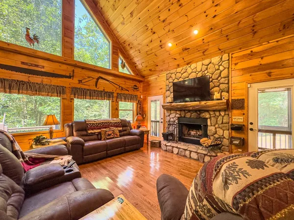 $639,000 | 277 Virginia Lane, Murphy, NC 28906