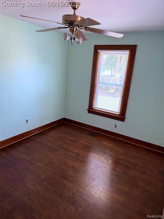 29780 Milford Road New Hudson, MI 48165 - Photo 10 of 14