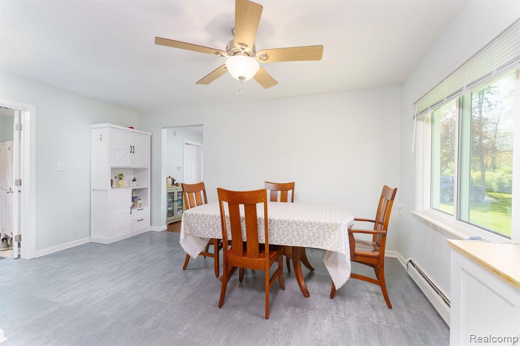 28615 Rollcrest Road Farmington Hills, MI 48334 - Photo 11 of 24