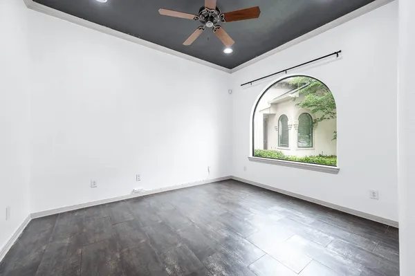 $131,000 | 12830 Willow Centre Drive, Unit E, Houston, TX 77066