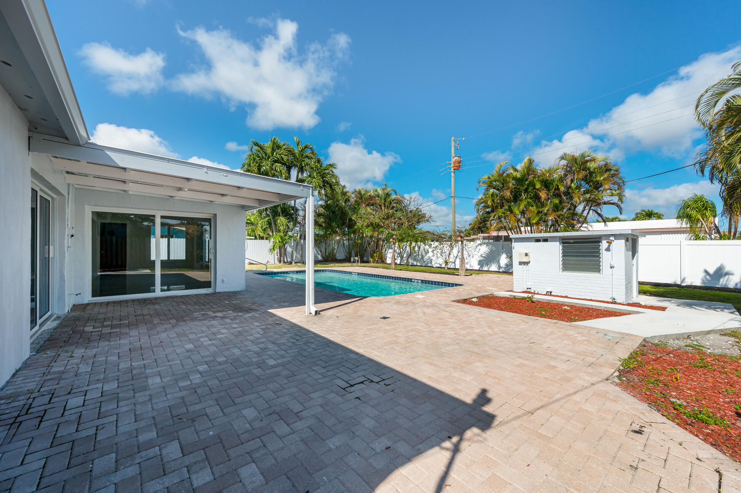 461 Northeast 44th Street Boca Raton, FL 33431 - Photo 22 of 24 photo-21