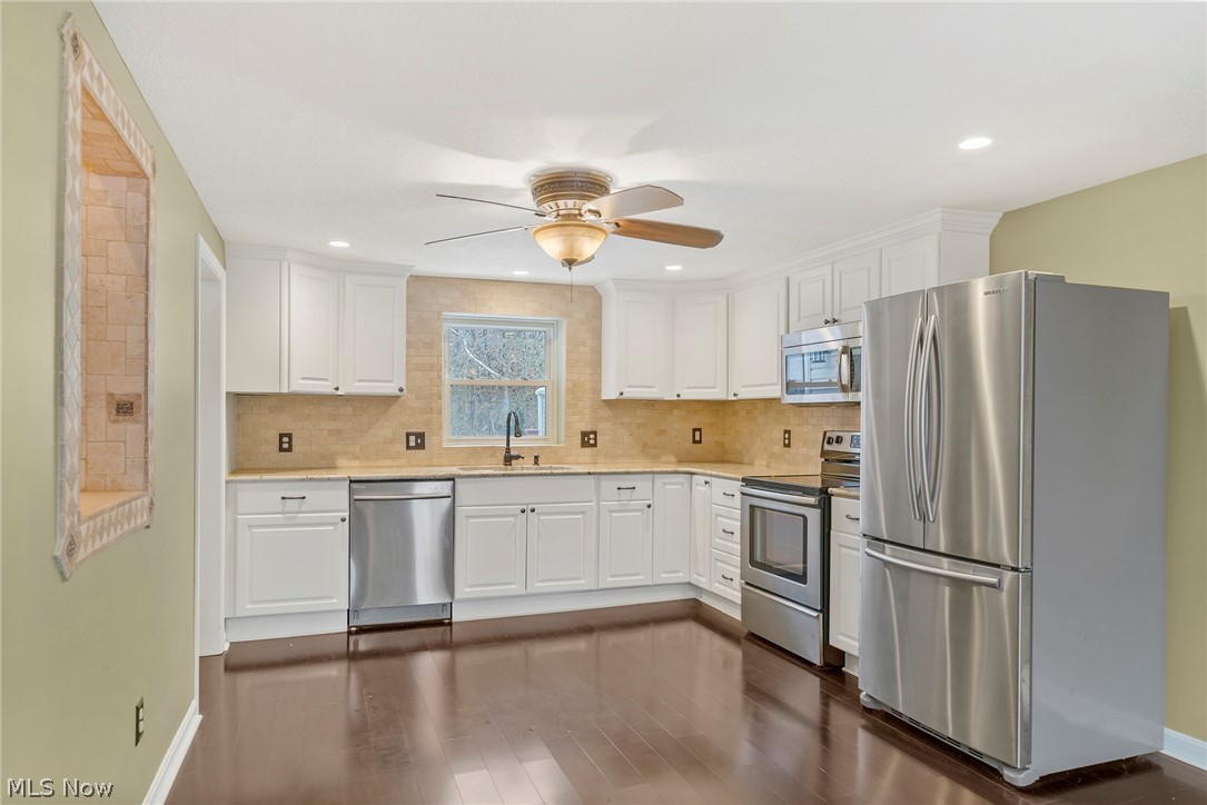 3681 Mayfair Road Uniontown, OH 44685 - Photo 15 of 35 Gallery Image 15