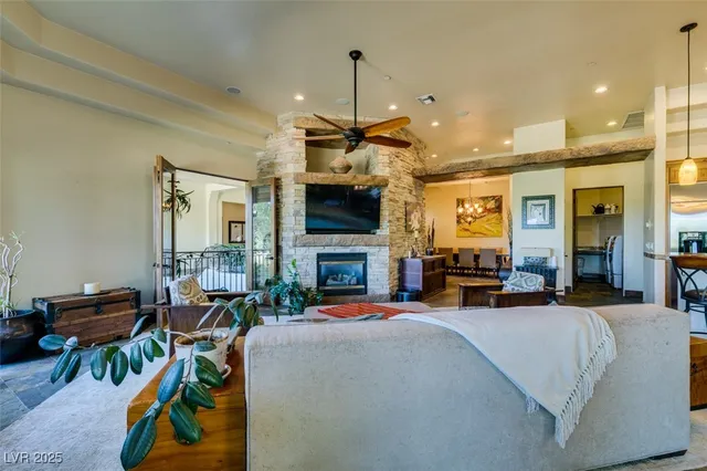 $15,000 | 549 Regents Gate Drive, Henderson, NV 89012