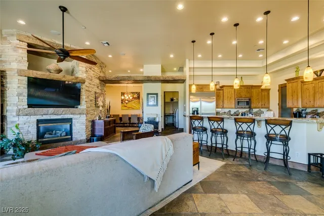 $15,000 | 549 Regents Gate Drive, Henderson, NV 89012