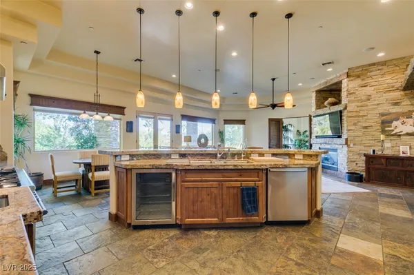 $15,000 | 549 Regents Gate Drive, Henderson, NV 89012