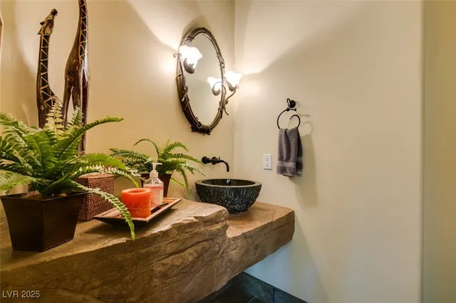 $15,000 | 549 Regents Gate Drive, Henderson, NV 89012