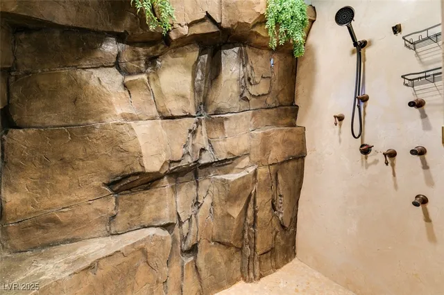 $15,000 | 549 Regents Gate Drive, Henderson, NV 89012