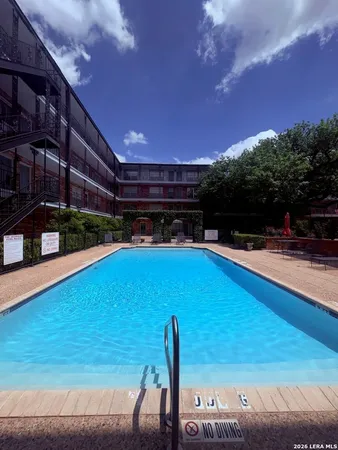 $900 | 8401 North New Braunfels Avenue, Unit 245, San Antonio, TX 78209