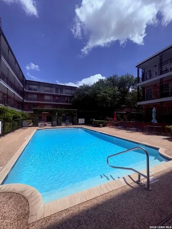 $900 | 8401 North New Braunfels Avenue, Unit 245, San Antonio, TX 78209