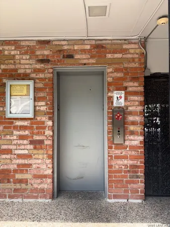 $900 | 8401 North New Braunfels Avenue, Unit 245, San Antonio, TX 78209