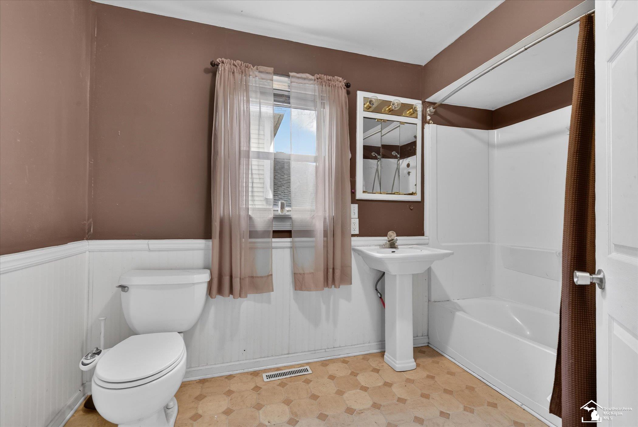 729 Obrien Street Monroe, MI 48161 - Photo 21 of 34