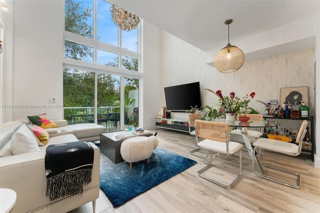 $1,199,000 | 455 Northeast 39th Street, Unit 105, Miami, FL 33137