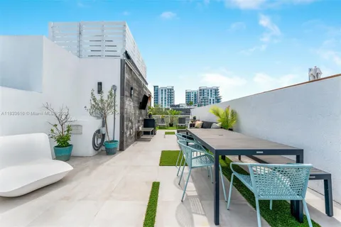 $1,199,000 | 455 Northeast 39th Street, Unit 105, Miami, FL 33137