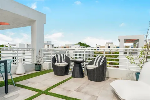 $1,199,000 | 455 Northeast 39th Street, Unit 105, Miami, FL 33137