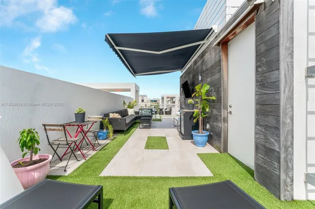 $1,199,000 | 455 Northeast 39th Street, Unit 105, Miami, FL 33137