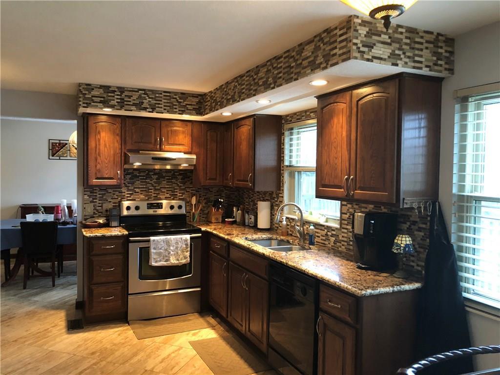 3114 Imperial Boulevard Springfield, OH 45503 - Photo 2 of 33