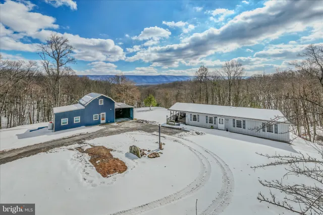 $250,000 | 174 Hammer Hill Lane, Great Cacapon, WV 25422