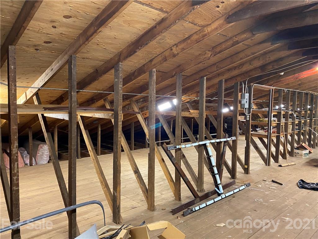 1079 Amherst Road Morganton, NC 28655 - Photo 24 of 40 Gallery Image 24
