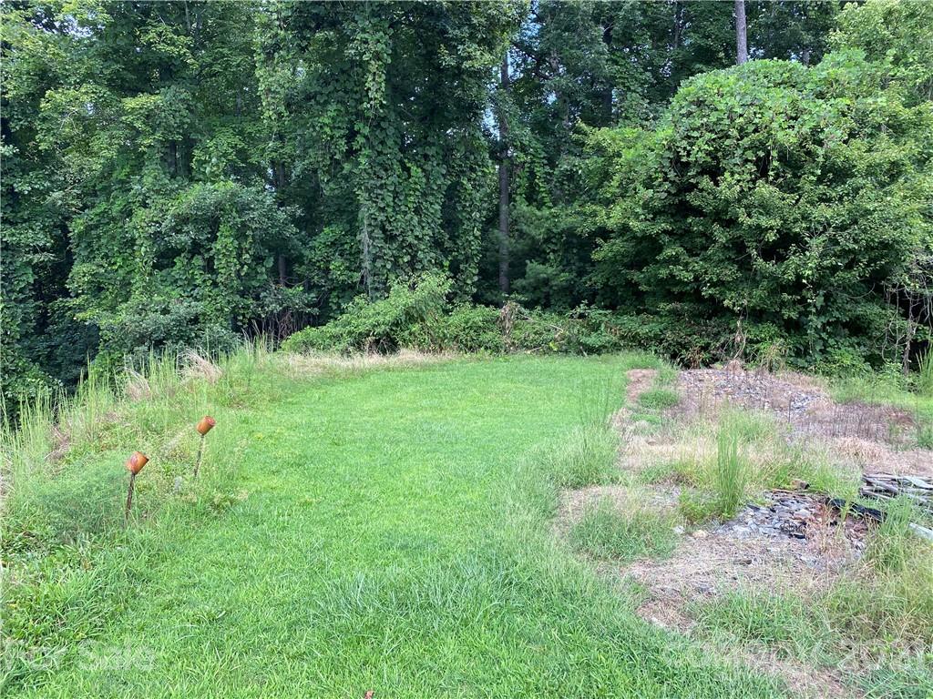 1079 Amherst Road Morganton, NC 28655 - Photo 37 of 40 Gallery Image 37