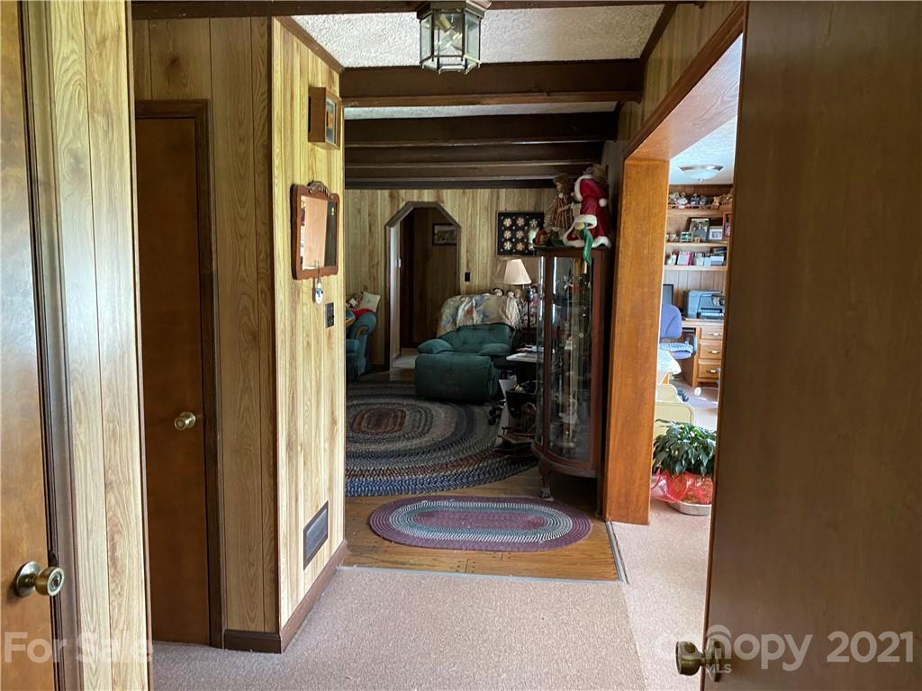 1079 Amherst Road Morganton, NC 28655 - Photo 8 of 40 Gallery Image 8