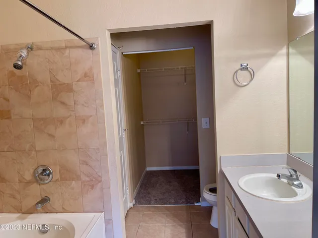 $1,600 | 13703 Richmond Park Drive North, Unit 2504, Jacksonville, FL 32224