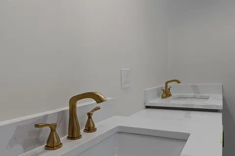 a close view of sink and tap