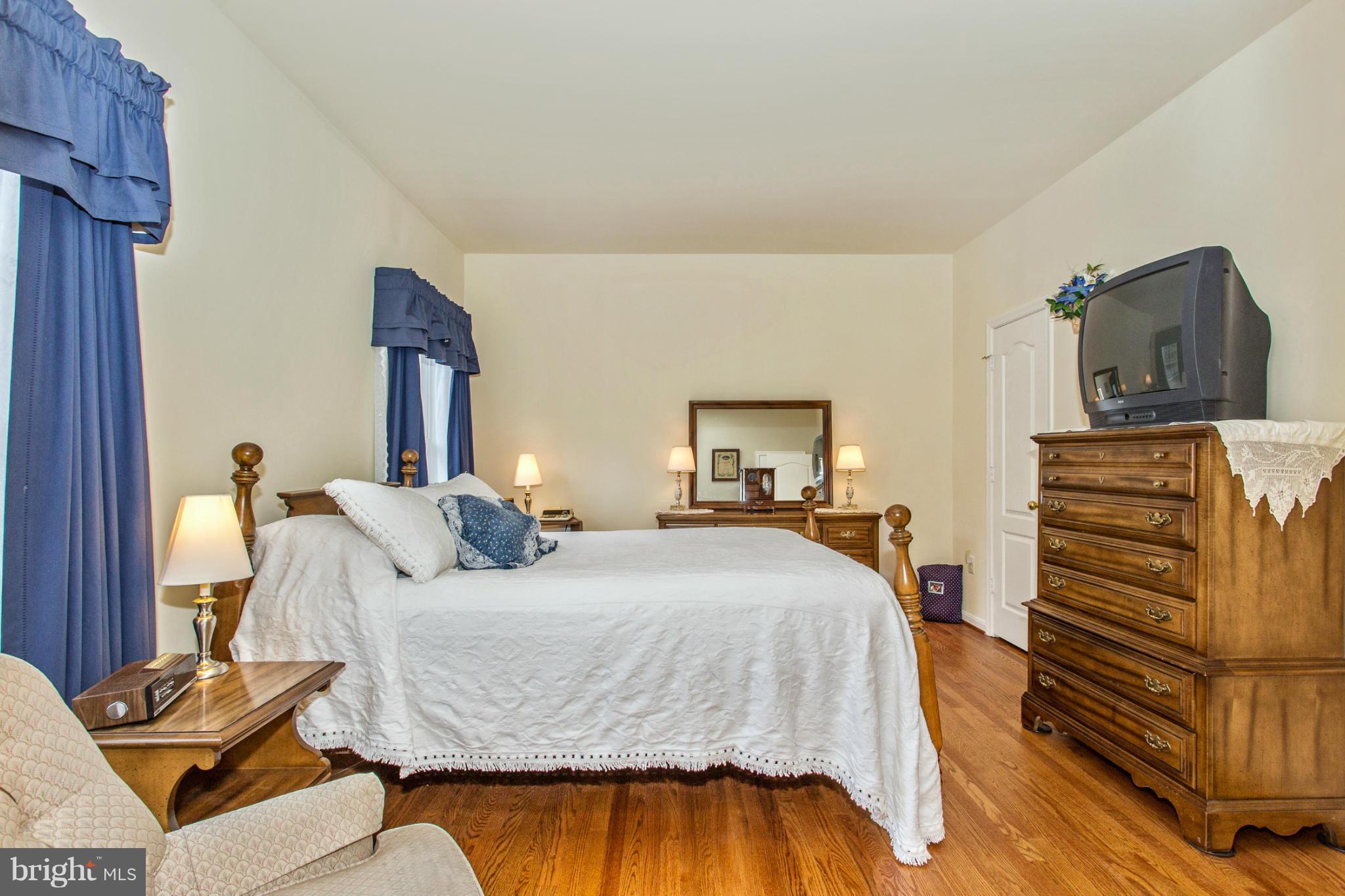 2562 Bear Den Road Frederick, MD 21701 - Photo 12 of 30 Bath (Master)