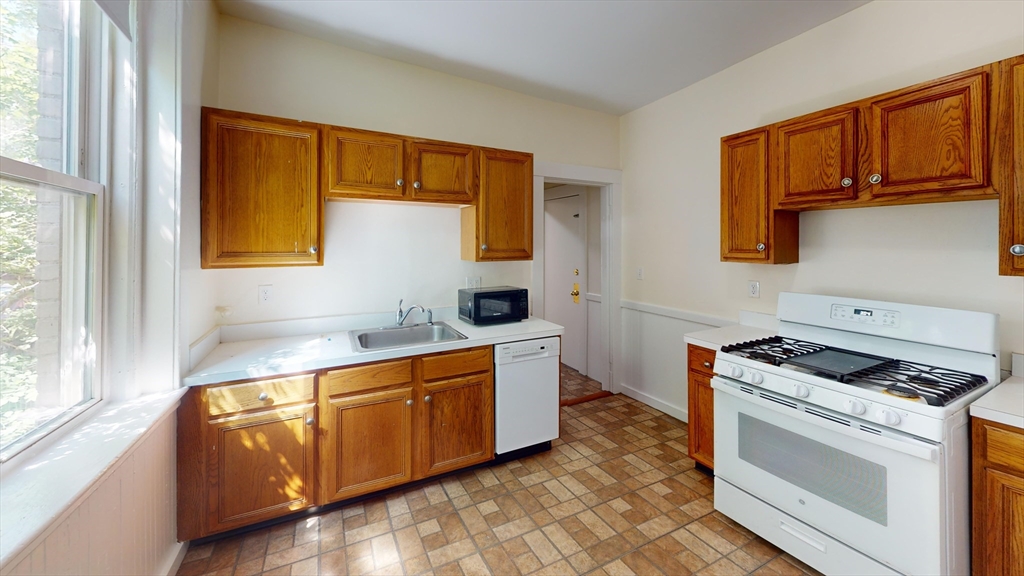 57 Strathmore Road, Unit 6 Boston, MA 02135 - Photo 3 of 19