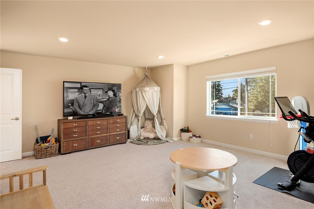 33 159th Place Southeast Bothell, WA 98012 - Photo 23 of 25