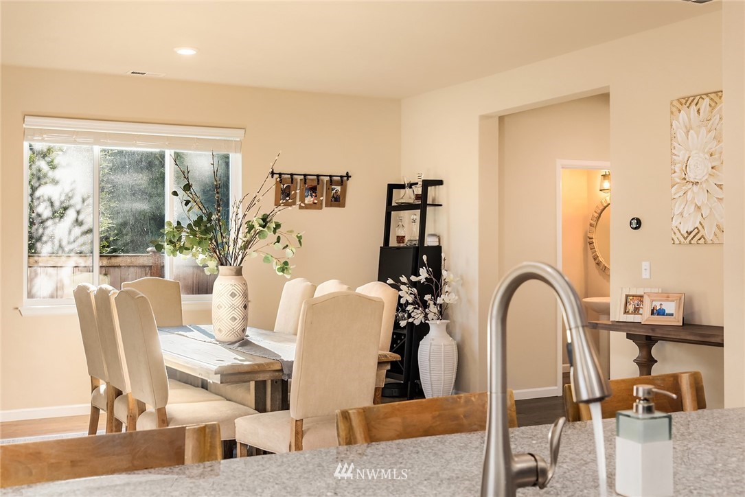 33 159th Place Southeast Bothell, WA 98012 - Photo 9 of 25