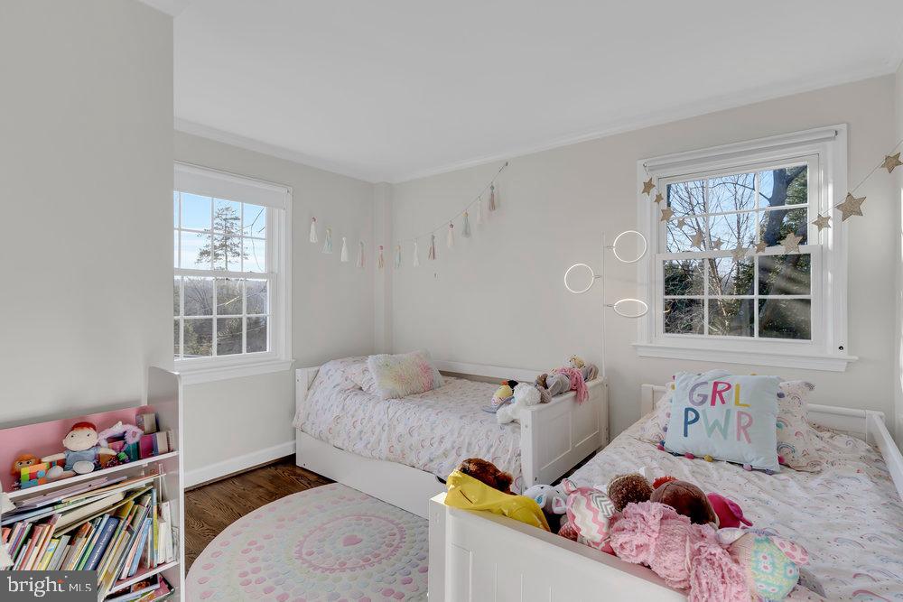 4821 V Street Northwest Washington, DC 20007 - Photo 19 of 41