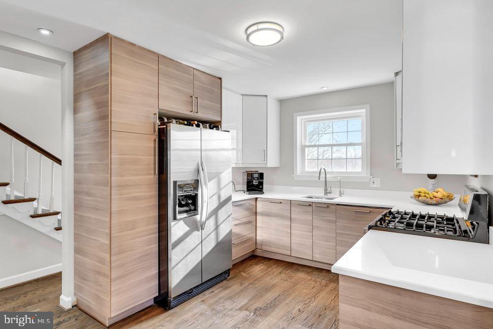 4821 V Street Northwest Washington, DC 20007 - Photo 10 of 41