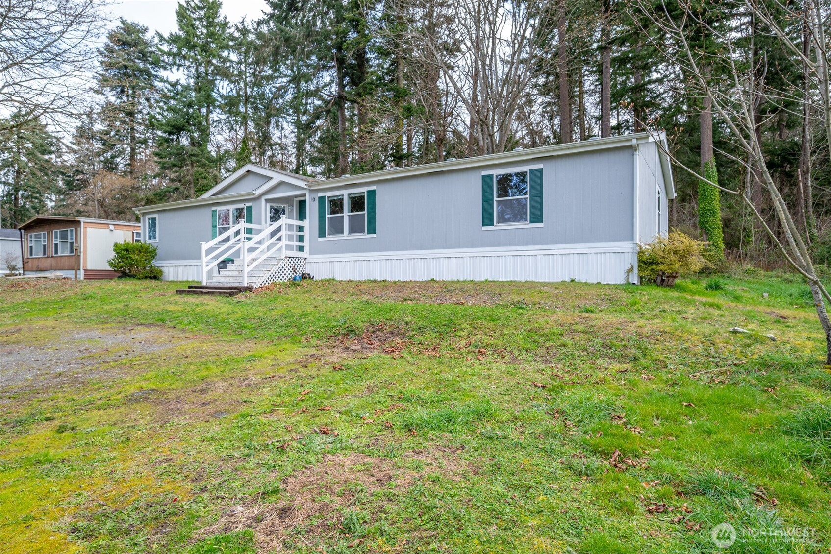 2930 Taylor Road, Unit 10 Oak Harbor, WA 98277 - Photo 3 of 24
