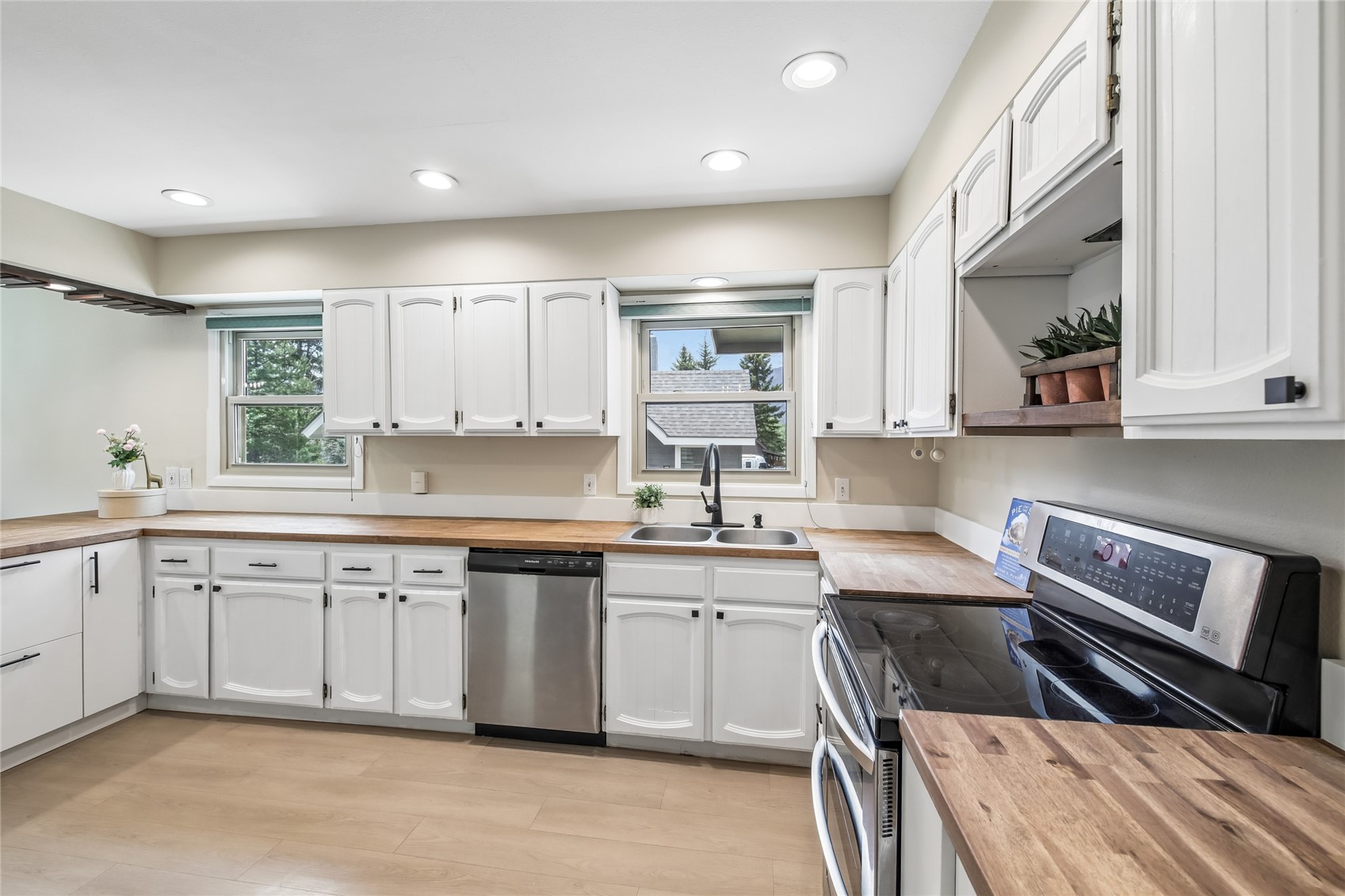 422 Alpine Road Dillon, CO 80435 - Photo 6 of 50