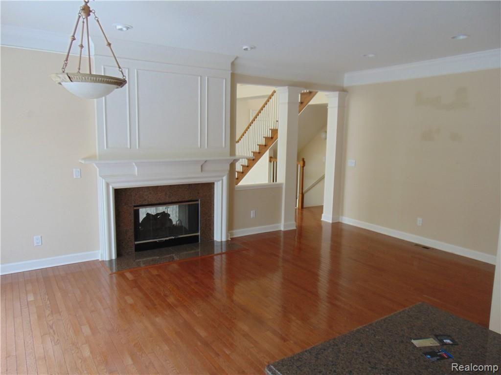 5835 Stonehaven Boulevard Rochester, MI 48306 - Photo 13 of 31
