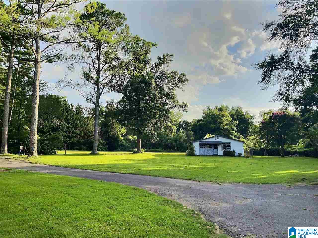 948 Pine Hill Road Birmingham, AL 35235 - Photo 10 of 12