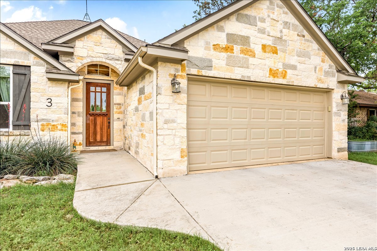 3 Memory Lane Wimberley, TX 78676 - Photo 2 of 42